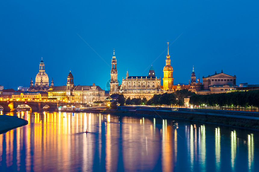 德国德累斯顿城堡天际地标风格文化历史景观教会历史性河岸图片