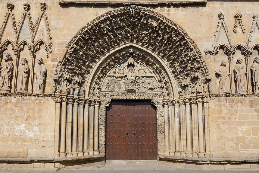 圣玛丽亚德奥利特教堂 奥利特 西班牙纳瓦拉旅游历史教会精英雕塑晴天旅行石头入口遗产图片