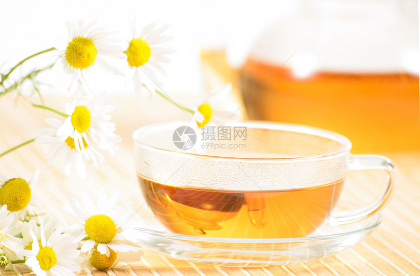 茶杯加香草甘菊茶雏菊甘菊服务疗法植物橙子药品照片保健卫生图片