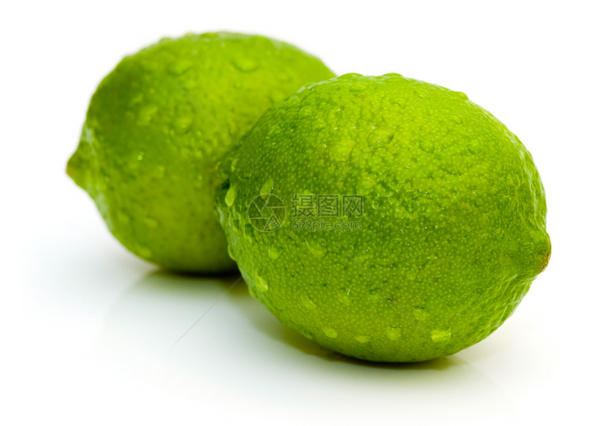 带水滴的石灰阳光液体绿色烹饪柠檬水果食物图片