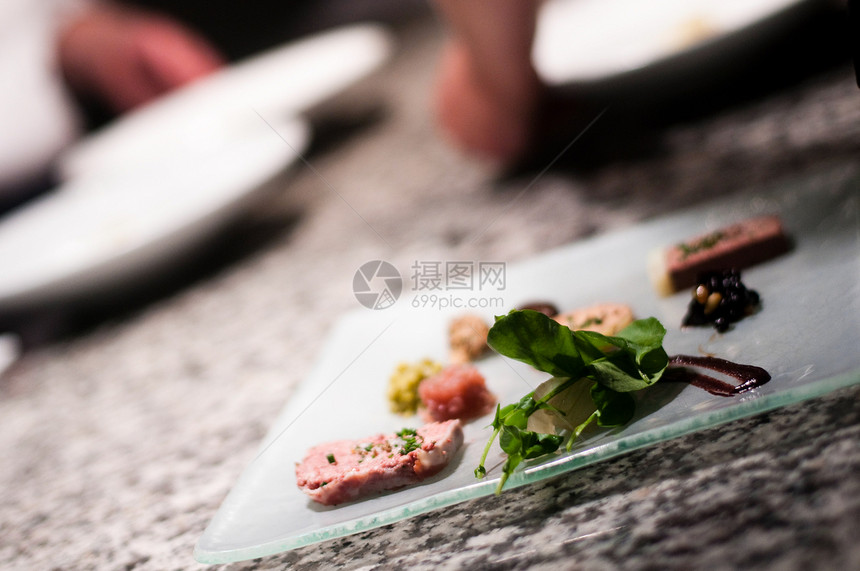 准备就餐的开胃菜烹饪玻璃美食营养午餐用餐晚餐海鲜命令餐厅图片