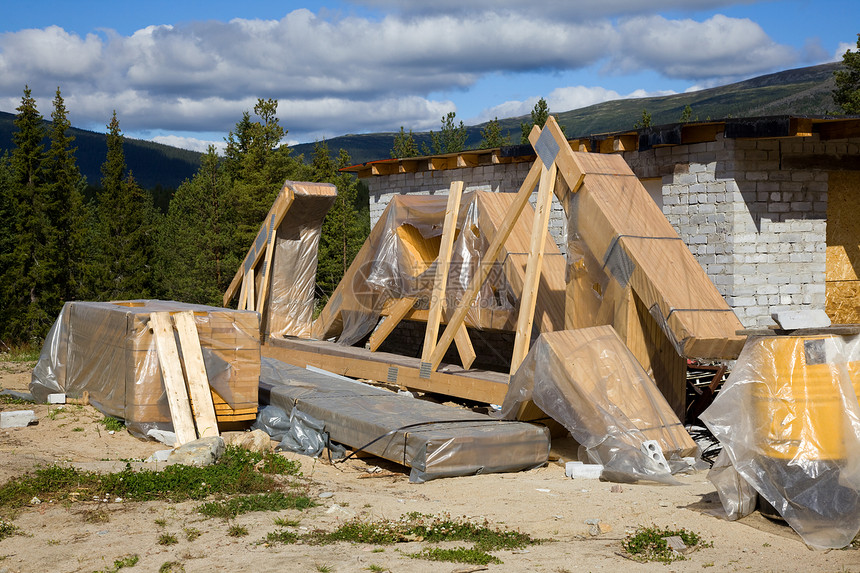 有车库的建筑小屋图片