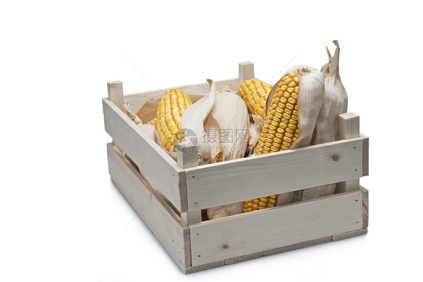 带玉米耳朵的木箱玉米片改造静物粮食豆子种子果皮食物农业叶子图片