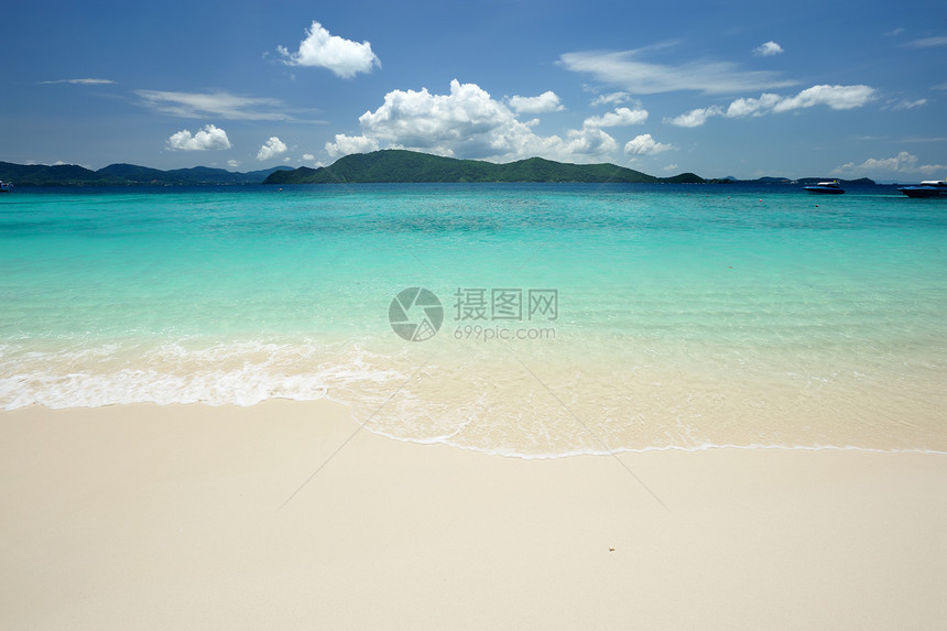 海滩旅行天空海洋蓝色地平线海浪边缘假期游客热带图片