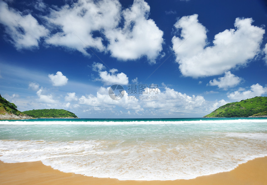 海滩海浪游客热带海岸线边缘地平线海洋海景风景天空图片