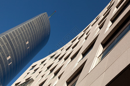 西班牙比斯卡亚比兹卡亚毕尔巴鄂的建筑物高清图片