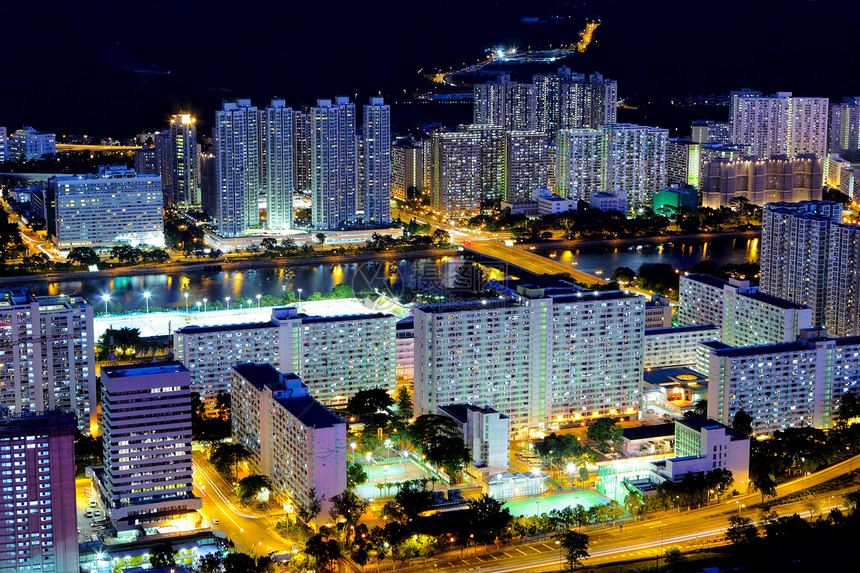 晚上在香港市中心办公室摩天大楼建筑物城市天际地标图片