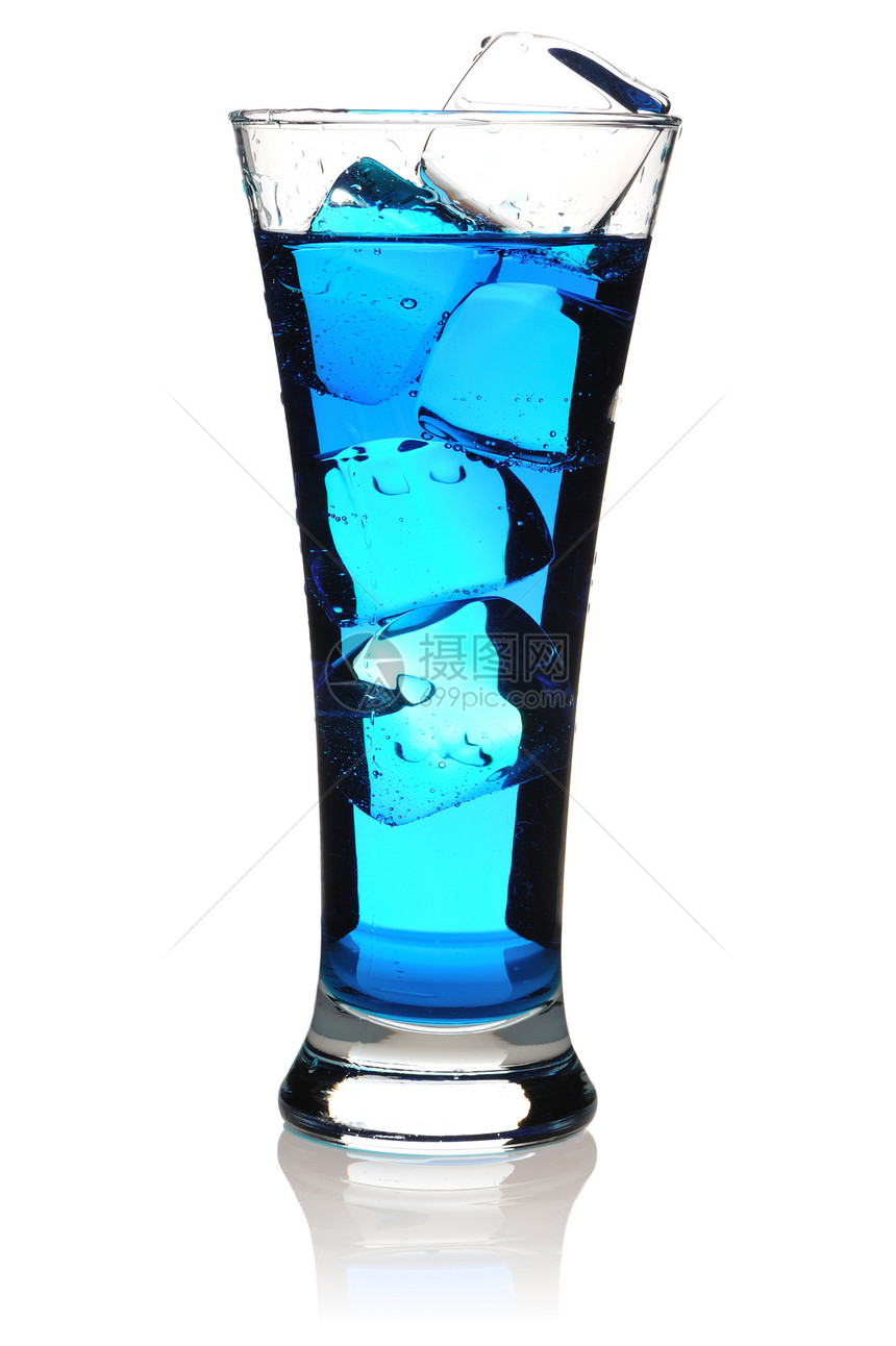 蓝库拉卡鸡尾酒白色蓝色酒精热带果汁玻璃苏打派对食物糖浆图片