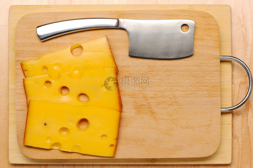 瑞士奶酪和刀小吃产品静物黄色食物木板奶制品图片
