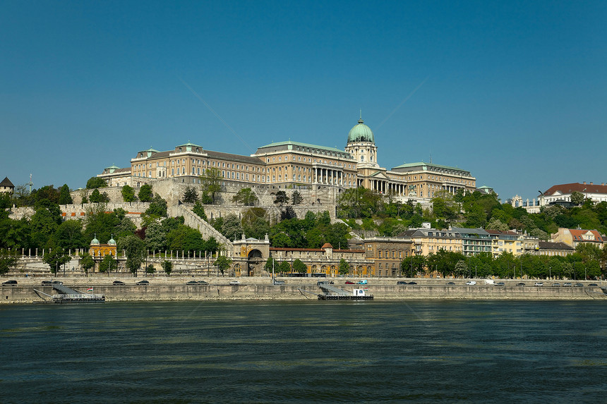 布达佩斯城堡建筑学旅行地标建筑城市全景游客景观银行图片