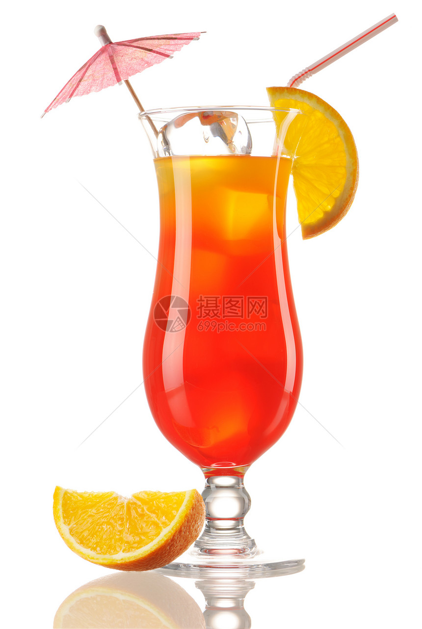 龙舌兰太阳升起鸡尾酒玻璃苏打热带反射酒精果汁橙子糖浆白色食物图片