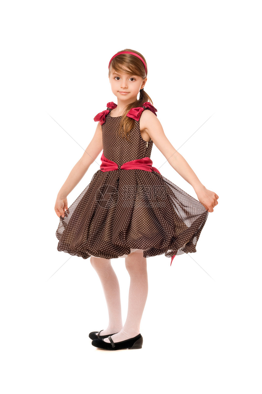 穿着棕色裙子的可爱小女人图片