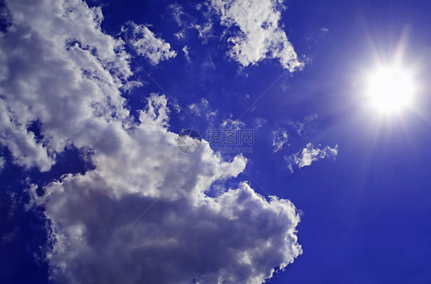 天空背景 太阳和云层背景 1图片