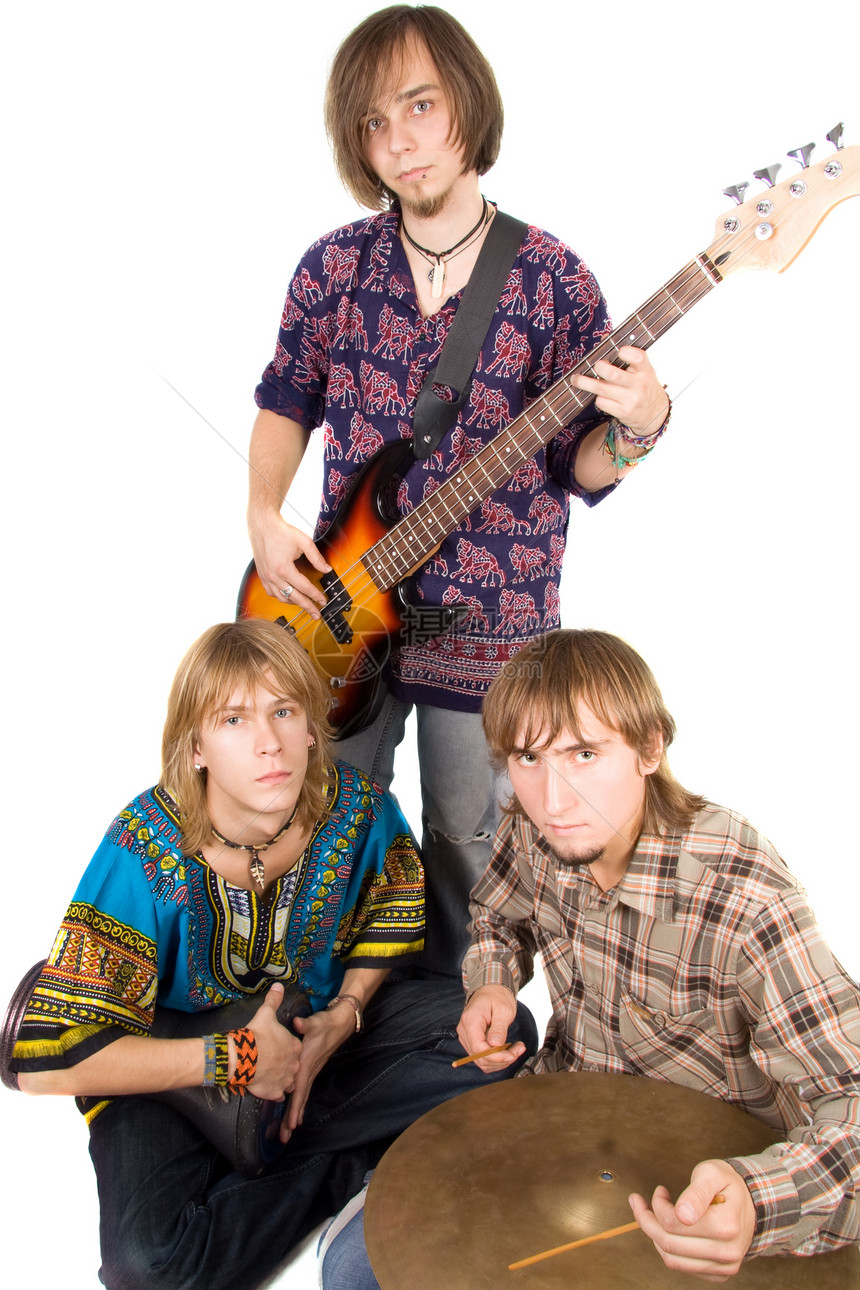音乐乐队 吉他手和两个鼓手图片