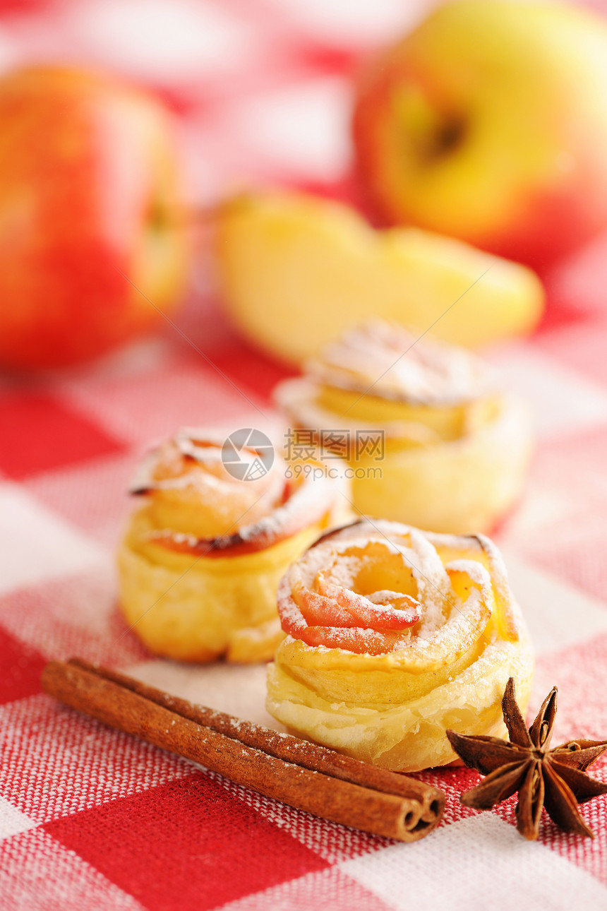 苹果派甜点馅饼糕点肉桂小吃面团水果面包糖果早餐脆皮图片
