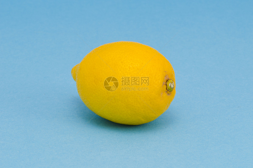 黄蓝底黄色柠檬图片