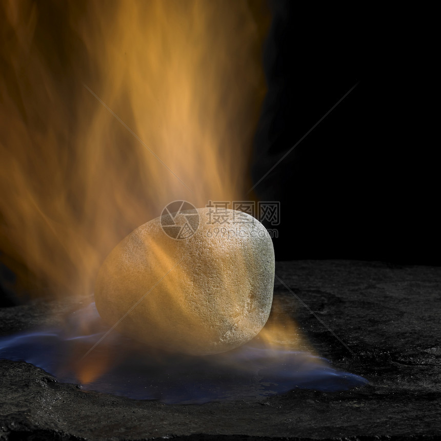 燃烧石图像黑色活力火焰石头正方形图片