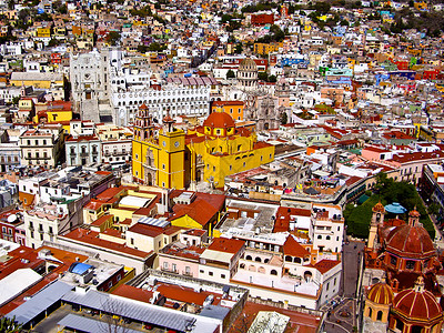 多彩多彩的墨西哥城镇高清图片