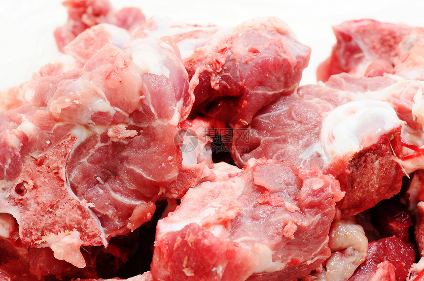 新鲜猪肉熏肉牛扒白色香菜鱼片食物营养红色牛肉活力图片