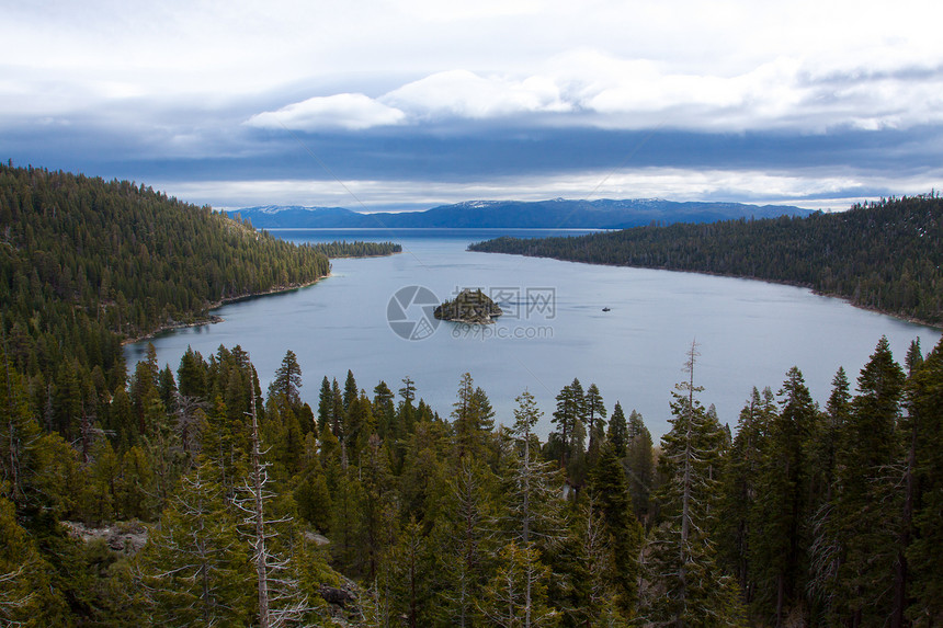 Tahoe湖度假山脉清水湖泊旅游目的地假期水库旅行图片