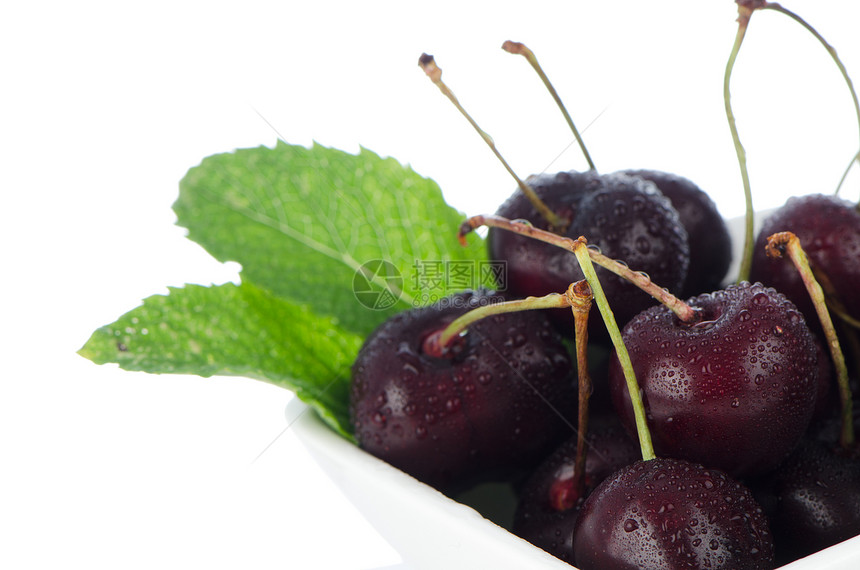 樱桃在碗中小吃维生素季节性红色农业紫色浆果甜点白色水果图片