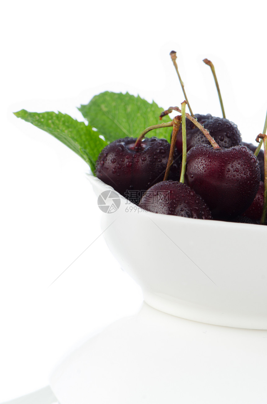 樱桃在碗中甜点水果农业营养紫色红色小吃盘子维生素浆果图片