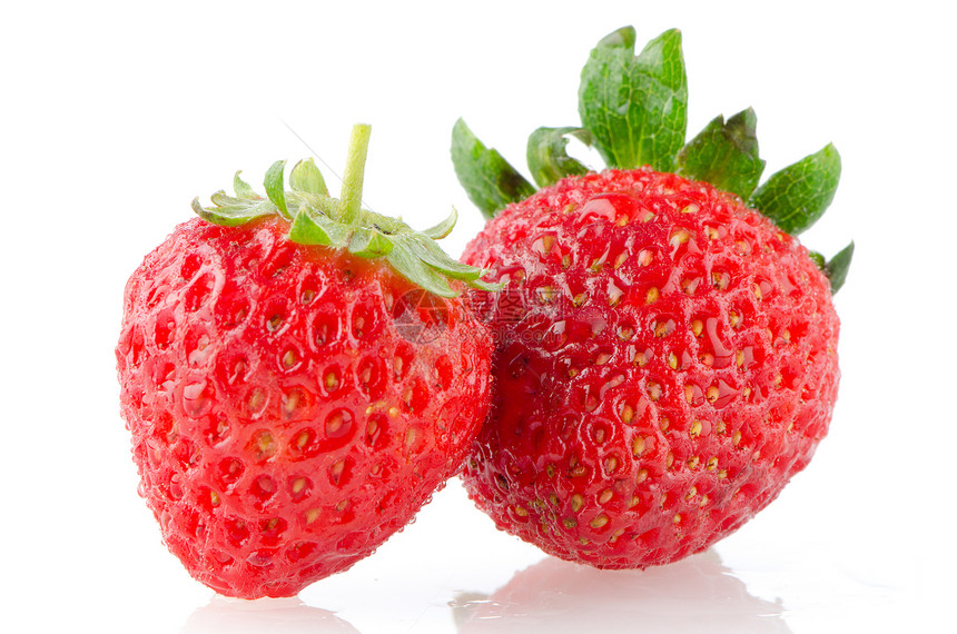 美丽的草莓茶点白色活力种子宏观浆果团体水果红色绿色图片