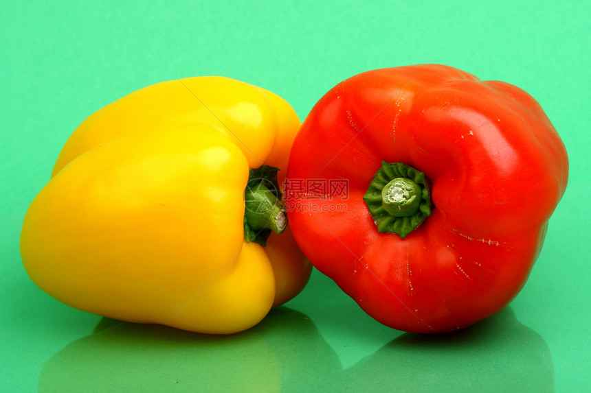 红辣椒加绿色烹饪饮食沙拉营养植物胡椒辣椒水果食物厨房图片