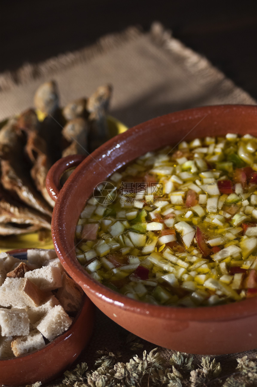 葡萄牙语气管文化烹饪食物桌子面包黄瓜陶器盘子油炸课程图片