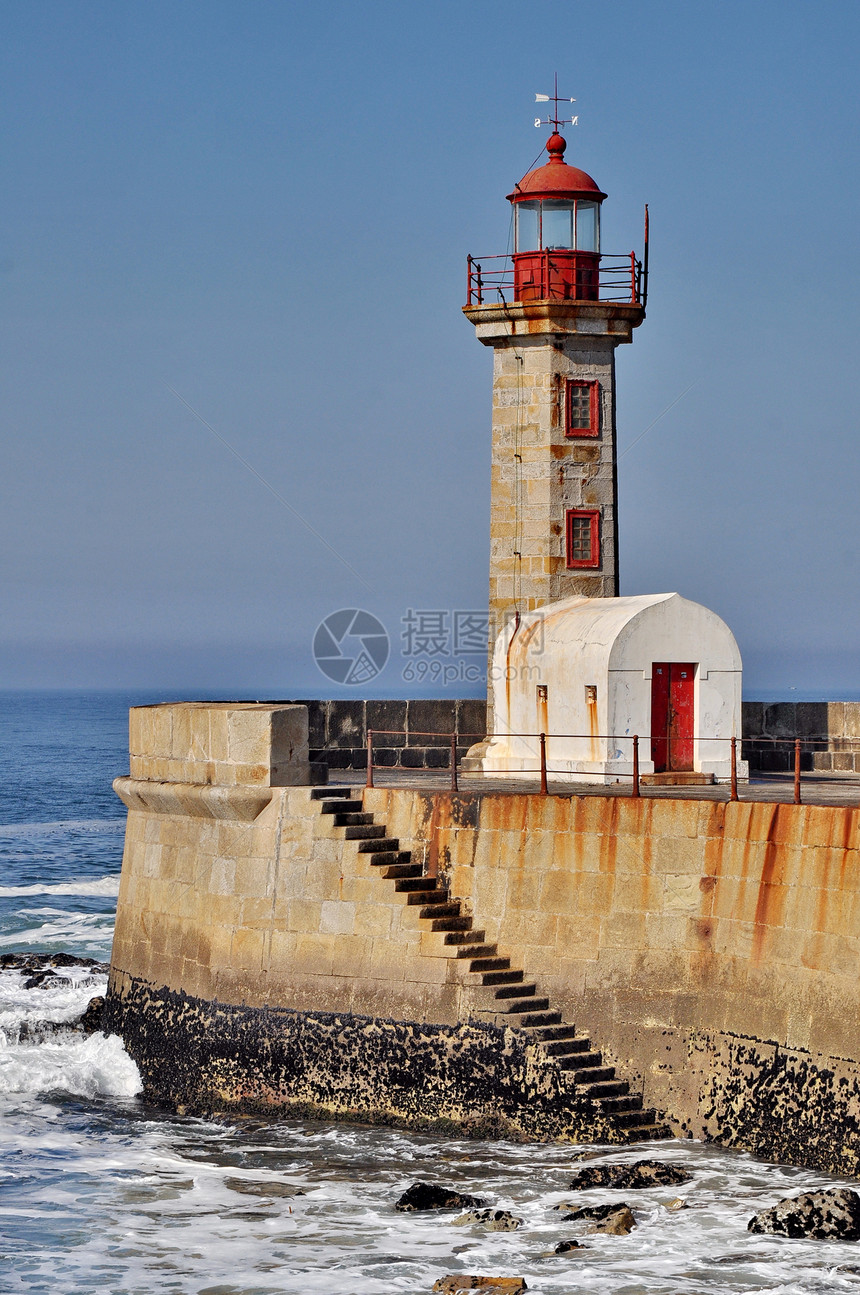 波尔图灯塔葡萄牙光束灯塔指导历史性导航海洋安全地标戏剧性旅游图片