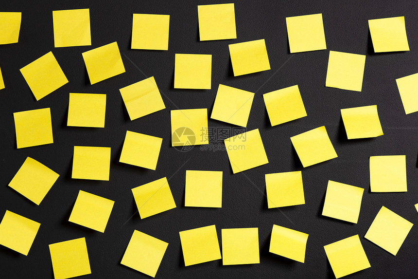 黄色音符框架学校木板备忘录笔记广告黑板白色笔记纸公告栏图片