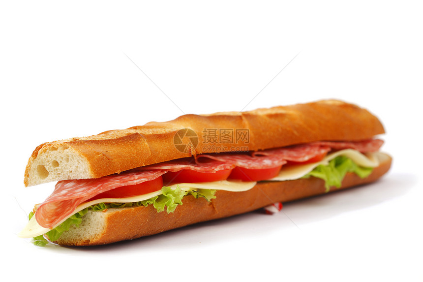 长三明治和白白孤立的番茄沙拉米面包叶子午餐牛肉胸部小吃野餐小麦熟食包子图片