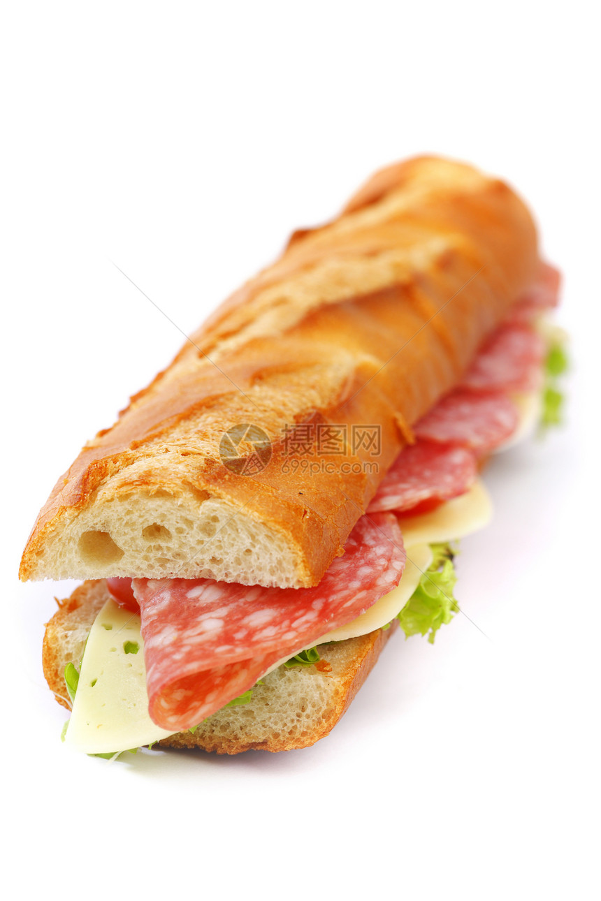 长三明治和白白孤立的番茄沙拉米食物小吃胸部午餐早餐黄瓜美食蔬菜包子沙拉图片