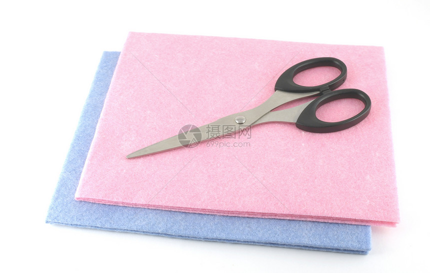 彩色餐巾纸上的剪刀棉布家务黑色对角线纺织品粉色打扫乡村白色团体图片
