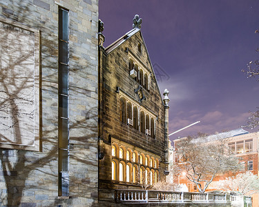 波士顿大学的城堡城地标学校历史性教育大学时间季节建筑英语事业部背景