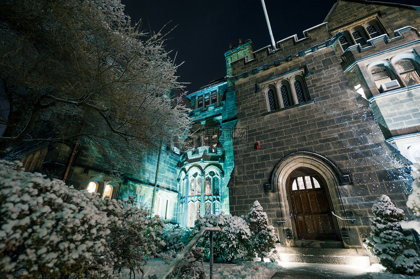 波士顿大学的城堡城天气英语蓝色校园大学大厦季节教育学校事业部图片