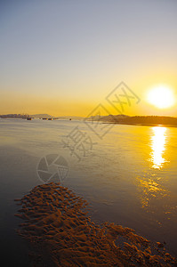 阿什维尔长江的阳光色调辉光辉煌天空薄雾橙子环境瀑布土地港口背景