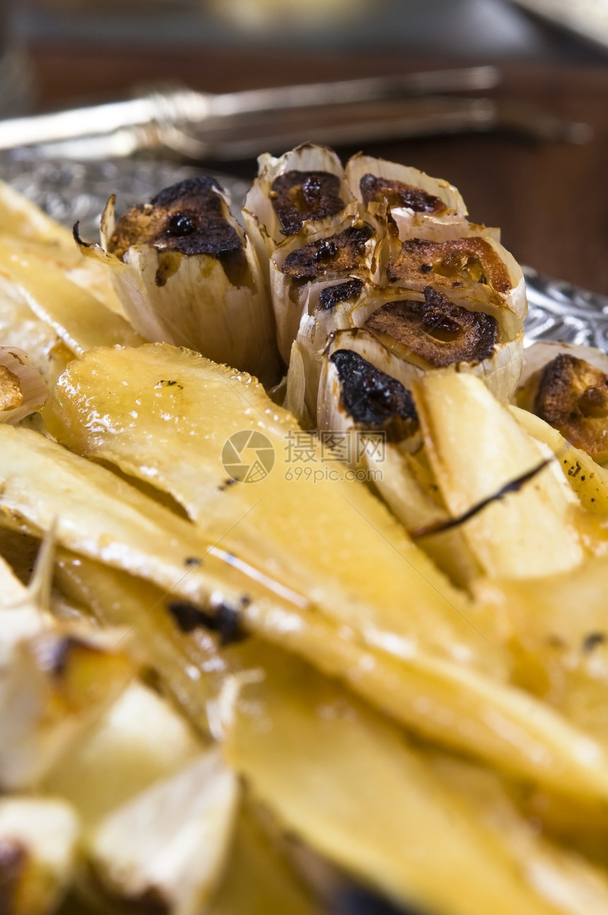蜜酱中加糖和大蒜蜂蜜食物香菜胡椒大豆草药盘子传统烹饪焦糖图片