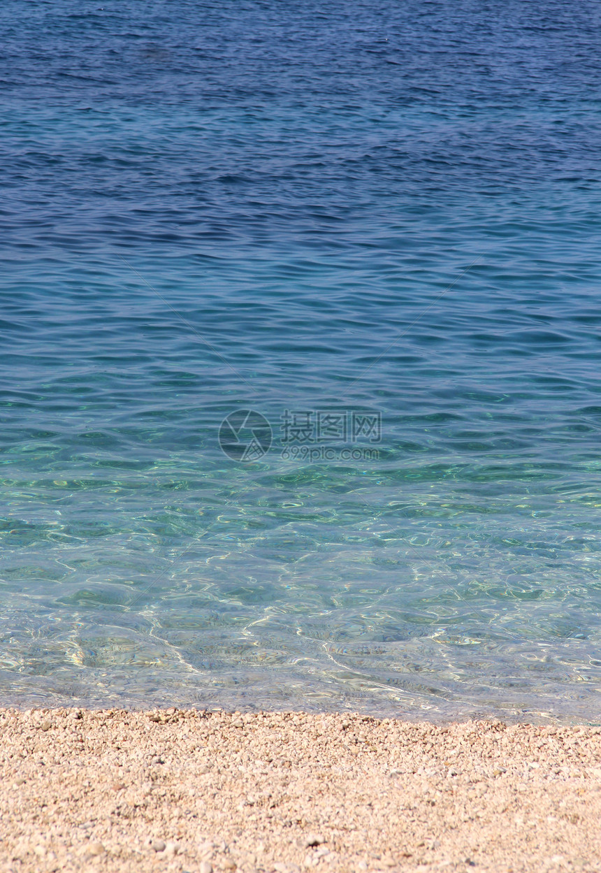 亚得里亚海水白色石头海岸晴天支撑绿色太阳旅行蓝色图片