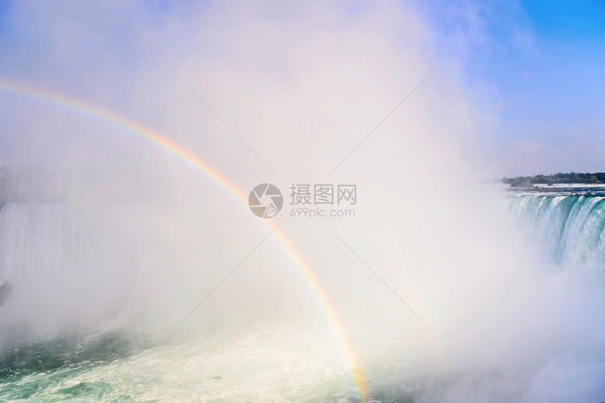 来自尼亚加拉瀑布的彩虹升起瀑布云景地方薄雾地标自来水运动落水图片