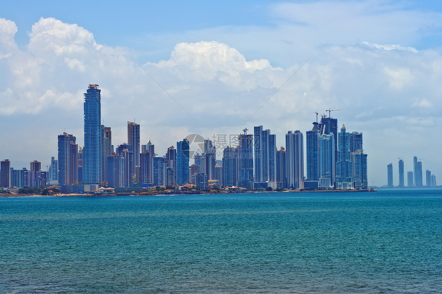 巴拿马城港口场景海洋摩天大楼景观风景城市外观建筑图片