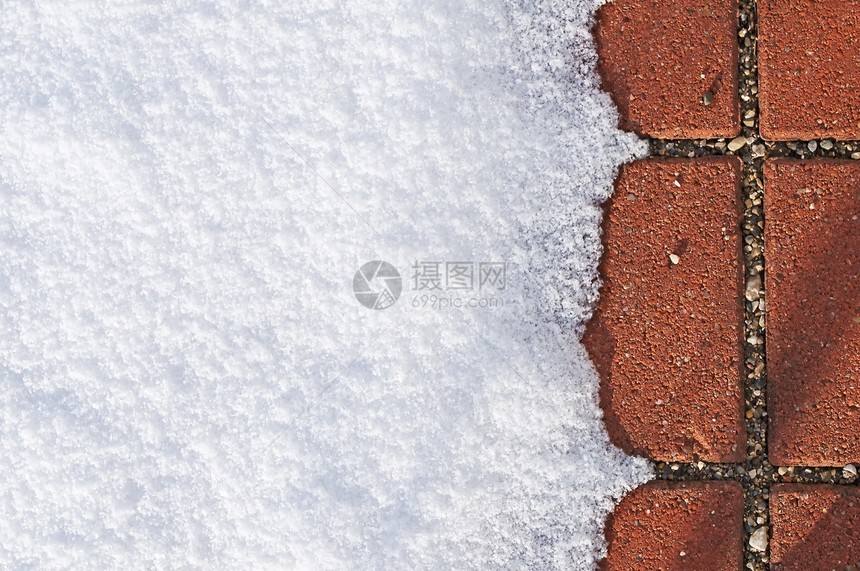 红色下层雪雪地面白色法则天气季节图片