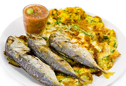 泰国食品服务胡椒鲭鱼餐厅课程烹饪油炸盘子香料图片