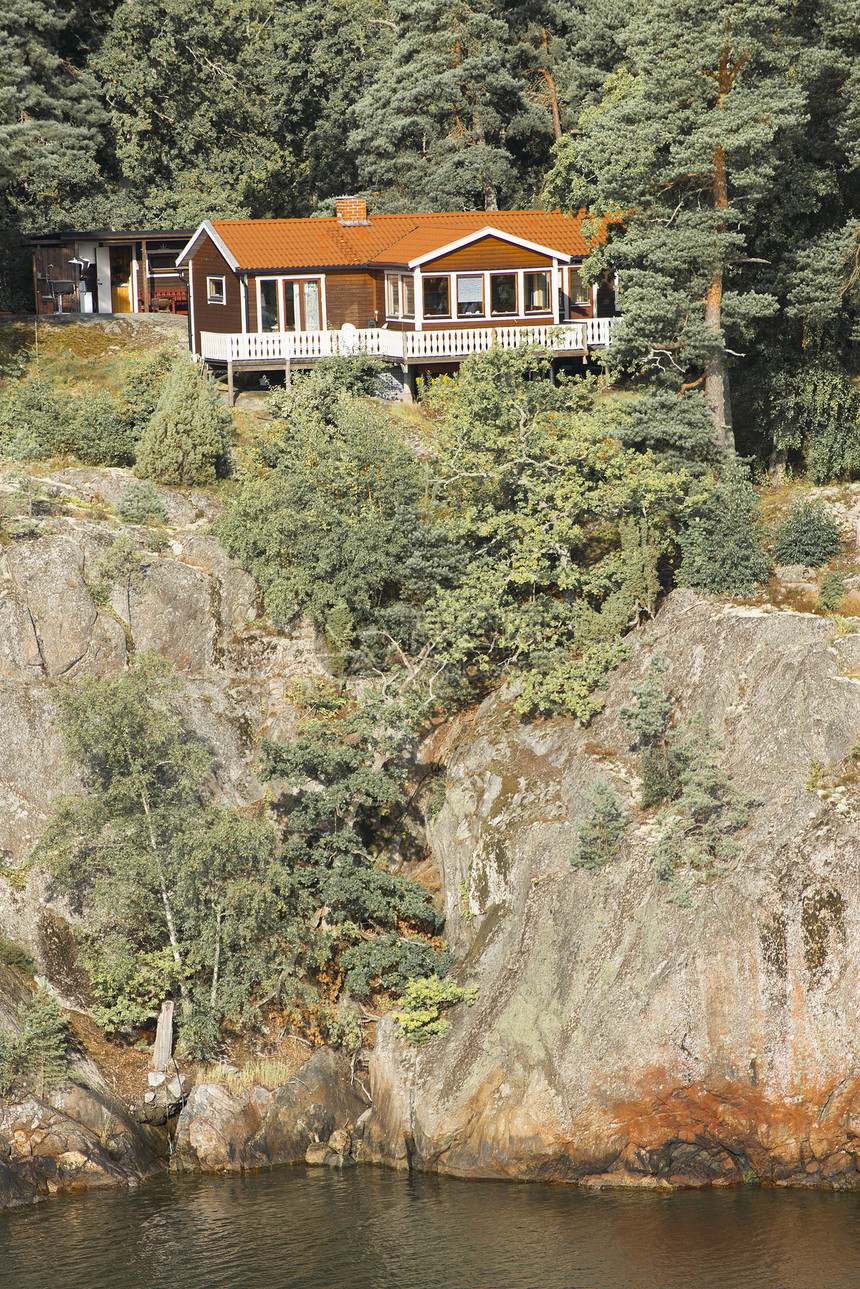 斯堪的纳维亚住房花岗岩农村石头岩石建筑学国家村庄建筑木头森林图片