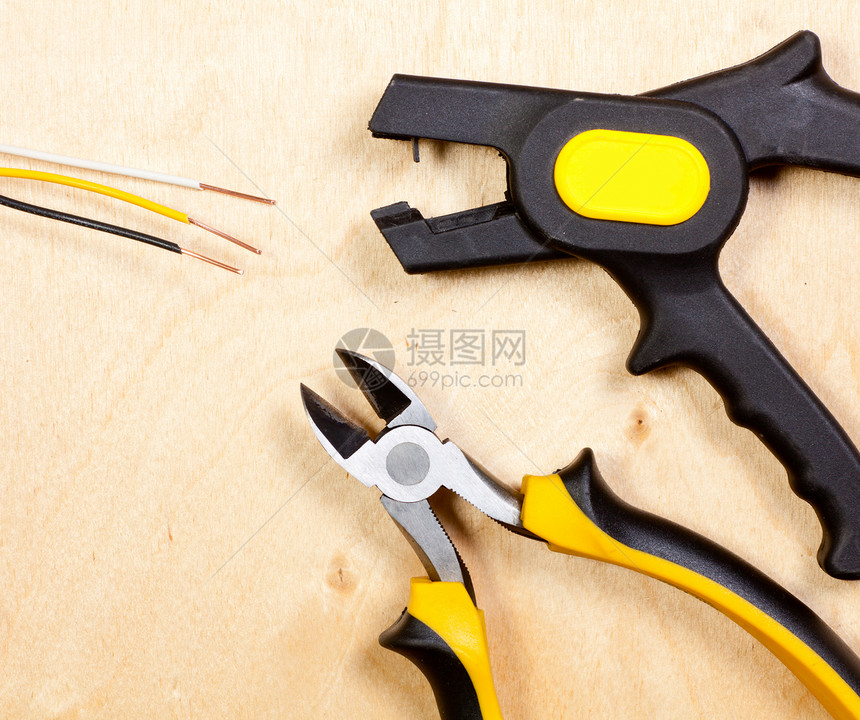 电线剪断工具电缆刀具黑色工作接线绝缘建设者黄色电工塑料图片