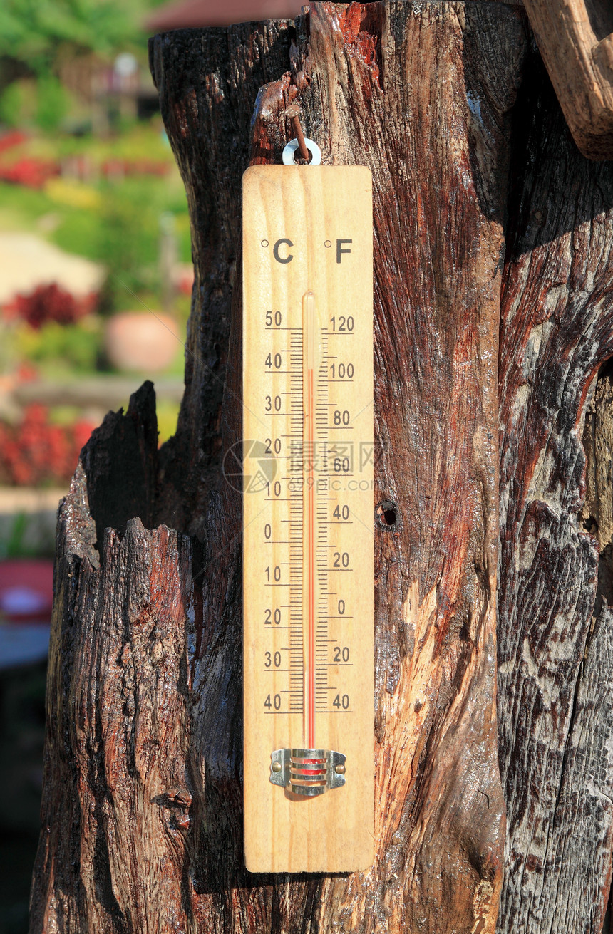 木制温度和高温温度计气候乐器天气木头指标冻结工具玻璃技术数字图片