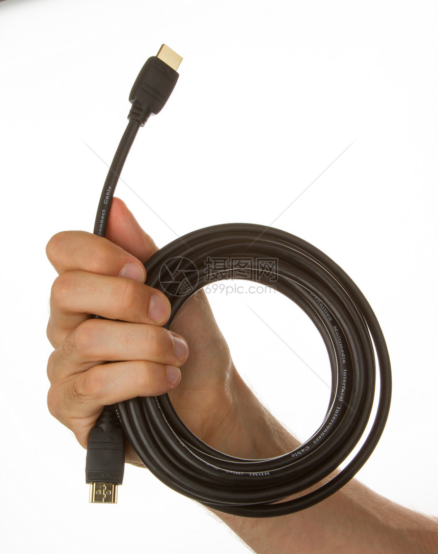 持有黑色hdmi电缆的人男性灵活性广播宏观技术男人电气电视电影绳索图片