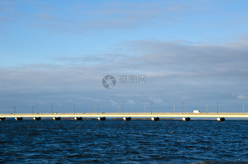 桥梁细节白色风景天空冻结场景太阳晴天季节蓝色天气图片