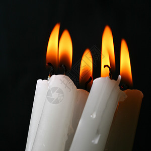 蜡烛悲伤教会庆典火焰寺庙场景损失橙子宗教死亡背景图片