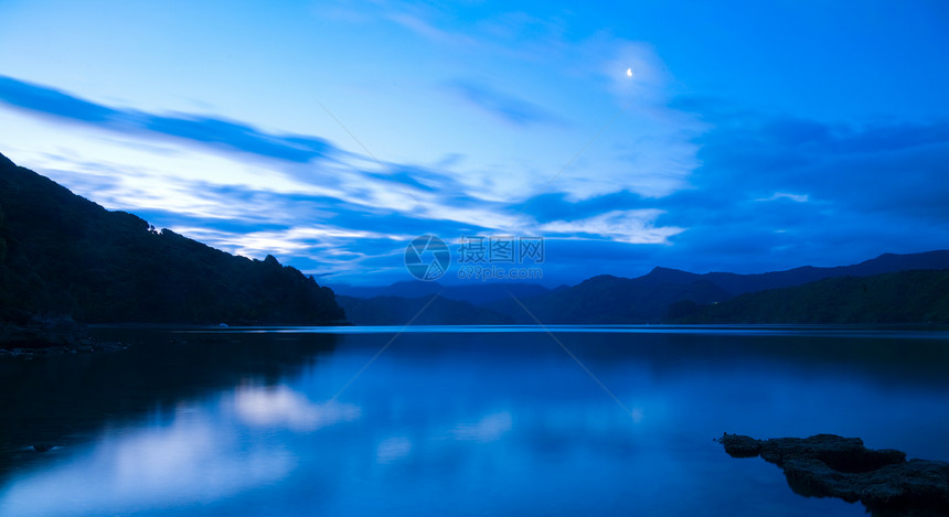 马尔伯鲁音响海岸戏剧性蓝色环境水景日落池塘风景海滩峡湾图片